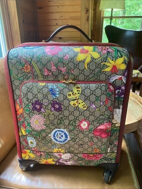 Gucci GG Supreme Flora Carry-On Trolley Suitcase Floral Beige Ebony Michele Era
